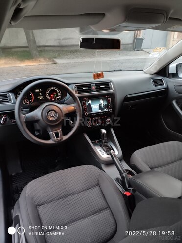 Volkswagen Jetta 2013, 92,000 km - 1.6 l - Şəki