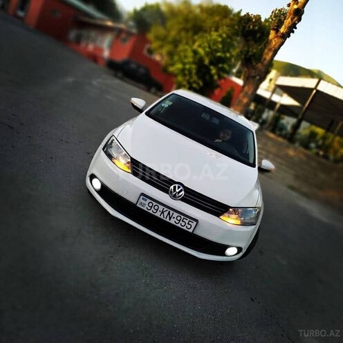 Volkswagen Jetta 2013, 92,000 km - 1.6 l - Şəki