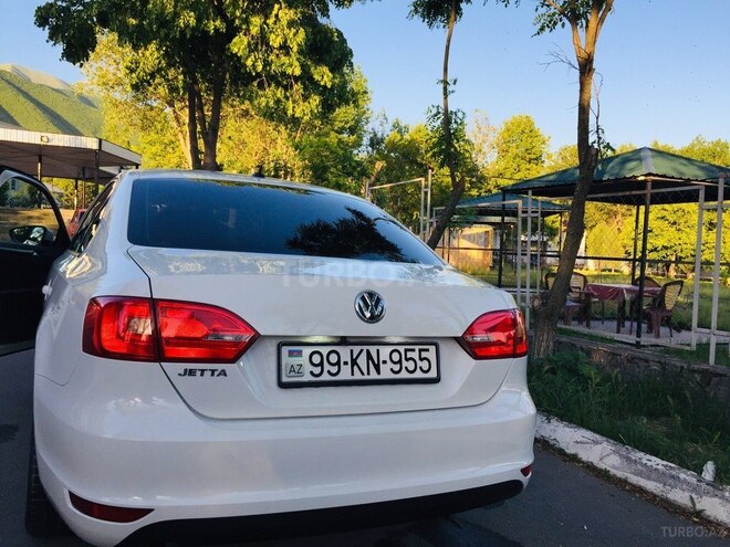 Volkswagen Jetta 2013, 92,000 km - 1.6 l - Şəki