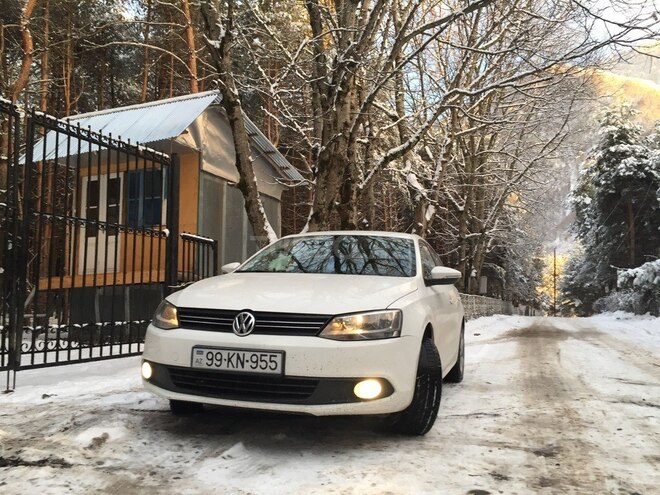 Volkswagen Jetta 2013, 92,000 km - 1.6 l - Şəki