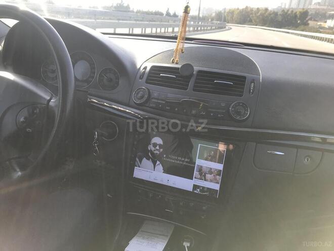 Mercedes E 240 2005, 30,000 km - 2.6 л - Bakı