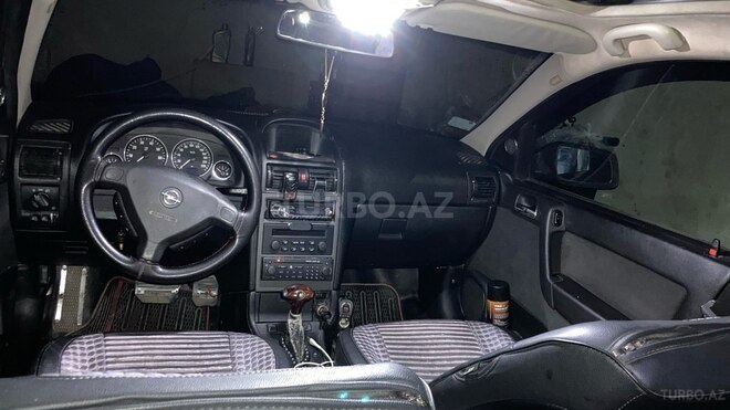 Opel Astra 2001, 203,000 km - 2.2 л - Bakı
