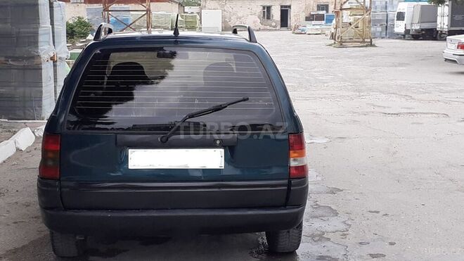 Opel Astra 1995, 240,000 km - 1.4 l - Bakı