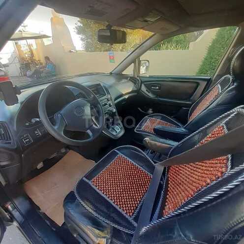Toyota Harrier 2000, 247,865 km - 2.2 l - Yevlax