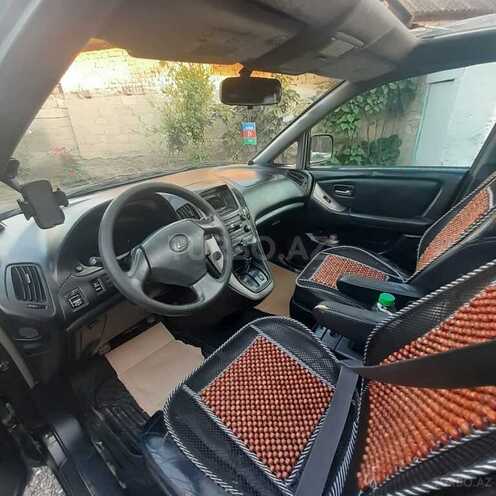 Toyota Harrier 2000, 247,865 km - 2.2 l - Yevlax