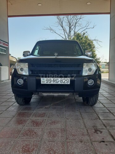 Mitsubishi Pajero 2007, 175,000 km - 3.0 l - Gəncə
