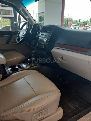 Mitsubishi Pajero 2007, 175,000 km - 3.0 l - Gəncə