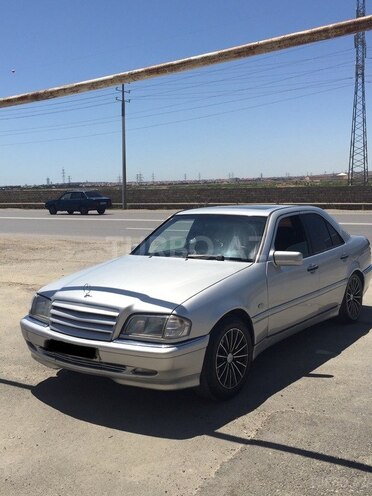 Mercedes C 240 1998, 288,500 km - 2.4 l - Bakı