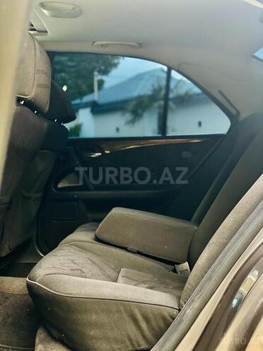 Mercedes E 320 1999, 240,000 km - 3.2 l - Bakı