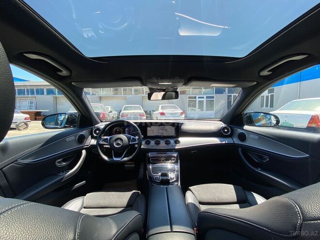 Mercedes E 220 2018, 68,000 km - 2.2 л - Bakı