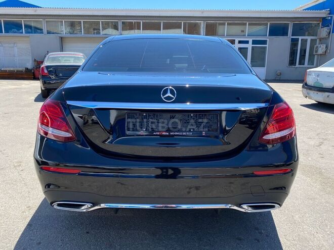 Mercedes E 220 2018, 68,000 km - 2.2 л - Bakı