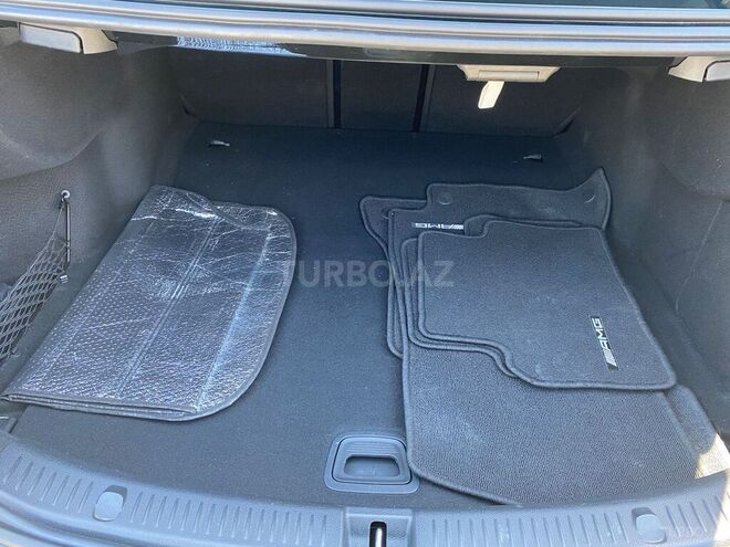 Mercedes E 220 2018, 68,000 km - 2.2 л - Bakı