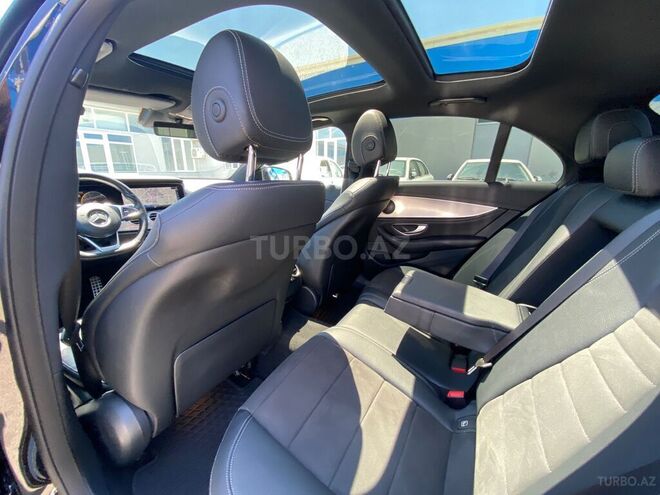 Mercedes E 220 2018, 68,000 km - 2.2 л - Bakı