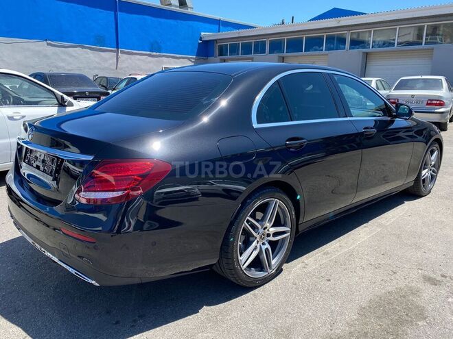 Mercedes E 220 2018, 68,000 km - 2.2 л - Bakı