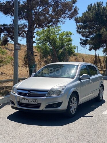 Opel Astra 2010, 171,000 km - 1.3 l - Bakı