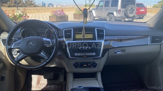 Mercedes ML 350 2012, 129,700 km - 3.5 l - Bakı