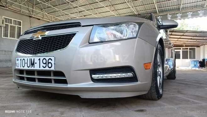 Chevrolet Cruze 2011, 154,830 km - 1.4 л - Salyan