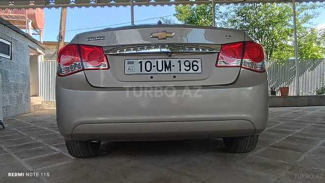 Chevrolet Cruze 2011, 154,830 km - 1.4 л - Salyan