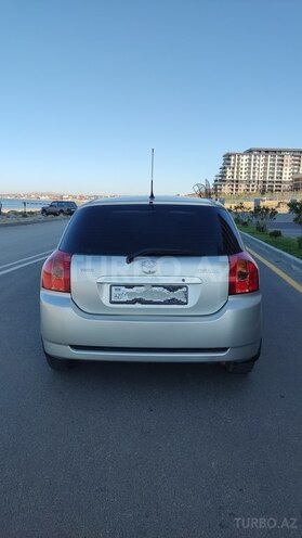 Toyota Corolla 2006, 178,000 km - 1.4 л - Sumqayıt