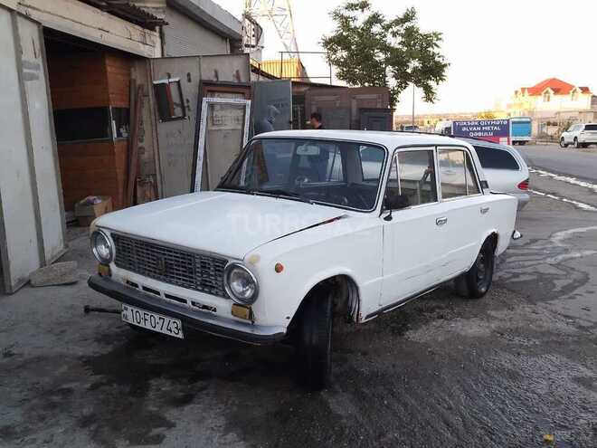 LADA (VAZ) 21011 1986, 236,000 km - 1.6 л - Bakı