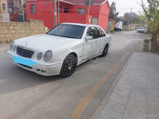 Mercedes E 240 2001, 298,058 km - 2.4 l - Bakı