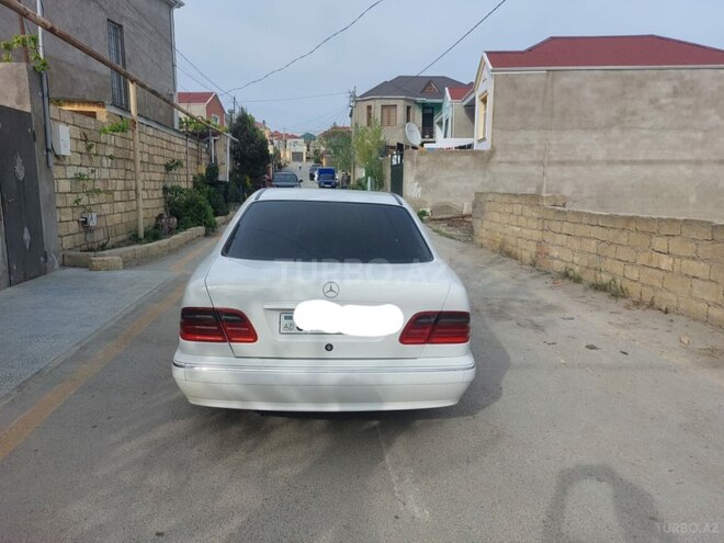 Mercedes E 240 2001, 298,058 km - 2.4 l - Bakı