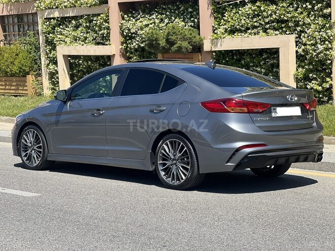 Hyundai Elantra 2017, 89,600 km - 2.0 l - Bakı