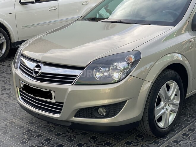 Opel Astra 2009, 180,000 km - 1.3 l - Bakı