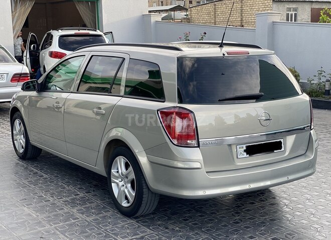 Opel Astra 2009, 180,000 km - 1.3 l - Bakı