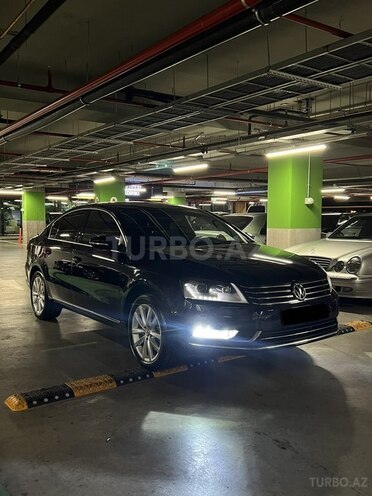 Volkswagen Passat 2011, 178,500 km - 1.8 l - Bakı