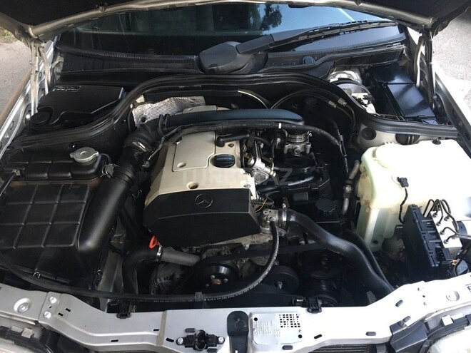 Mercedes C 180 1999, 330,000 km - 1.8 l - Bakı
