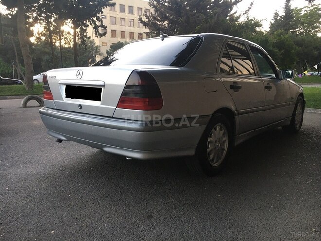 Mercedes C 180 1999, 330,000 km - 1.8 l - Bakı