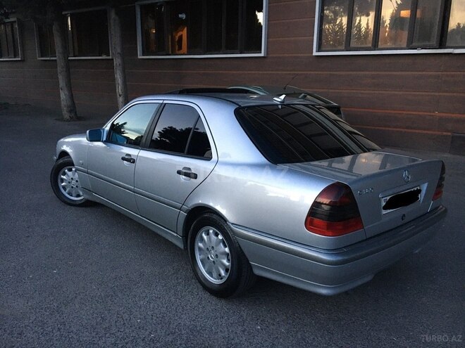 Mercedes C 180 1999, 330,000 km - 1.8 l - Bakı