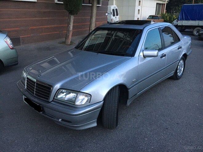 Mercedes C 180 1999, 330,000 km - 1.8 l - Bakı