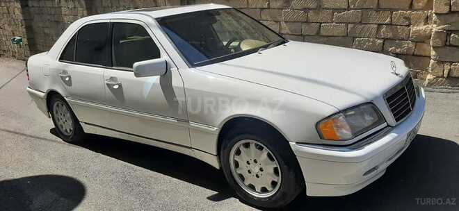 Mercedes C 230 1997, 237,000 km - 2.3 l - Bakı