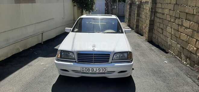 Mercedes C 230 1997, 237,000 km - 2.3 l - Bakı
