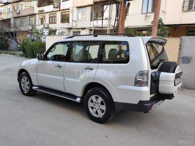 Mitsubishi Pajero 2008, 157,000 km - 3.0 l - Bakı