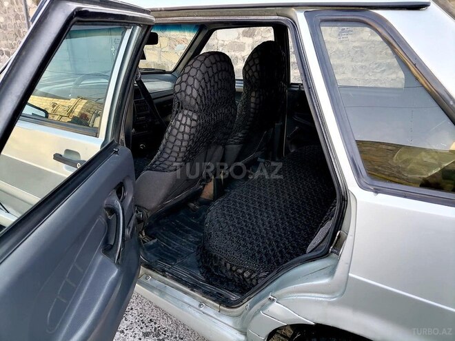 LADA (VAZ) 2115 2002, 250,000 km - 1.5 l - Şəki