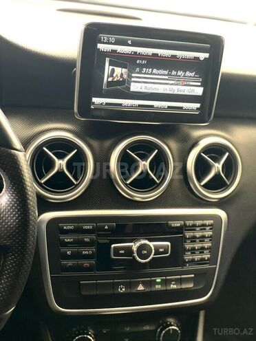 Mercedes A 180 2013, 146,000 km - 1.6 л - Bakı