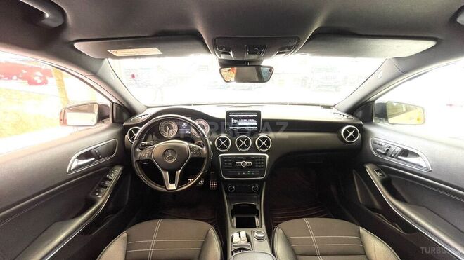 Mercedes A 180 2013, 146,000 km - 1.6 л - Bakı