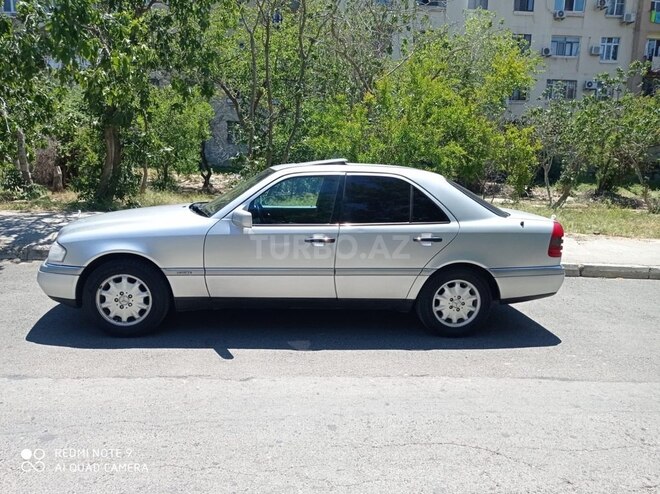 Mercedes C 180 1995, 300,710 km - 1.8 l - Bakı