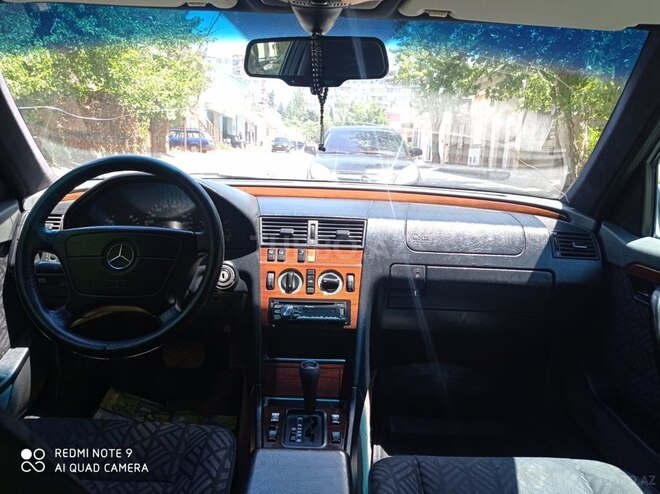 Mercedes C 180 1995, 300,710 km - 1.8 l - Bakı