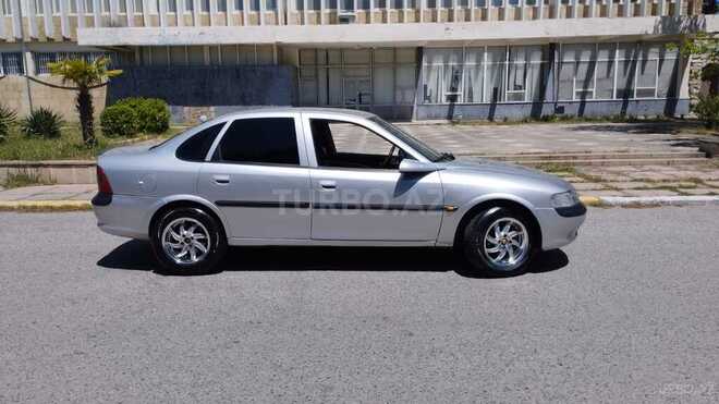 Opel Vectra 1997, 312,415 km - 1.6 l - Sumqayıt