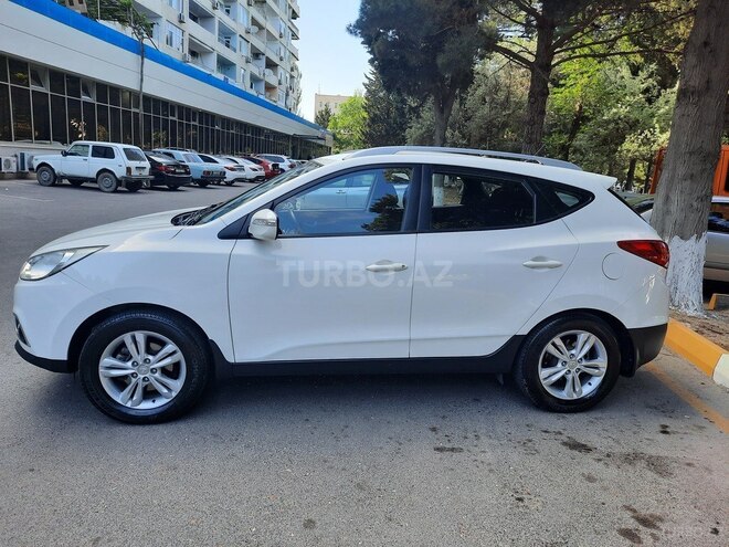 Hyundai ix35 2013, 268,581 km - 2.0 l - Sumqayıt