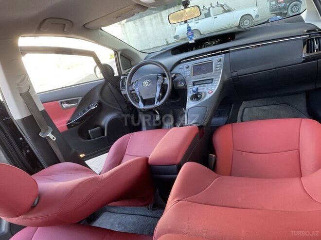 Toyota Prius 2012, 190,000 km - 1.8 l - Bakı