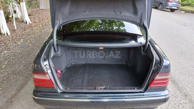 Mercedes E 200 2000, 298,000 km - 2.0 l - Lənkəran
