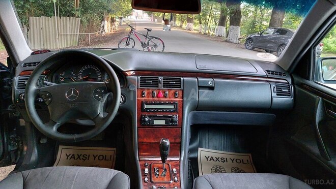 Mercedes E 200 2000, 298,000 km - 2.0 l - Lənkəran