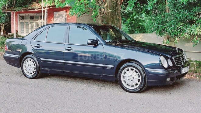 Mercedes E 200 2000, 298,000 km - 2.0 l - Lənkəran