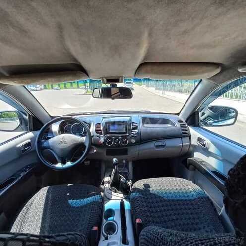 Mitsubishi L200 2011, 278,973 km - 2.5 л - Sumqayıt