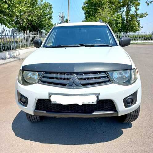 Mitsubishi L200 2011, 278,973 km - 2.5 л - Sumqayıt